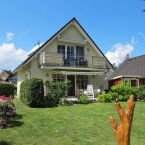 7 EG - Charmante Ferienwohnung mit Seeblick & schoenem Garten in Röbel an der Müritz
